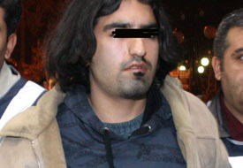 Babasını bıçaklayarak öldürdü