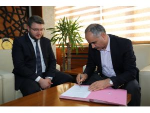 Sivas'ta cenazeler şehir dışına uçakla taşınabilecek