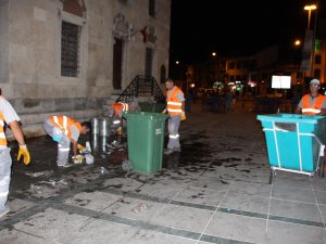 Mevlana Meydanı her gün temizleniyor