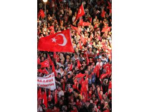 FETÖ'nün darbe girişimine tepkiler