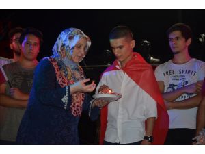 FETÖ'nün darbe girişimine tepkiler