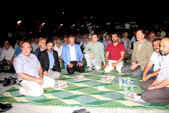 Seydişehir’de "Demokrasi nöbeti" devam ediyor