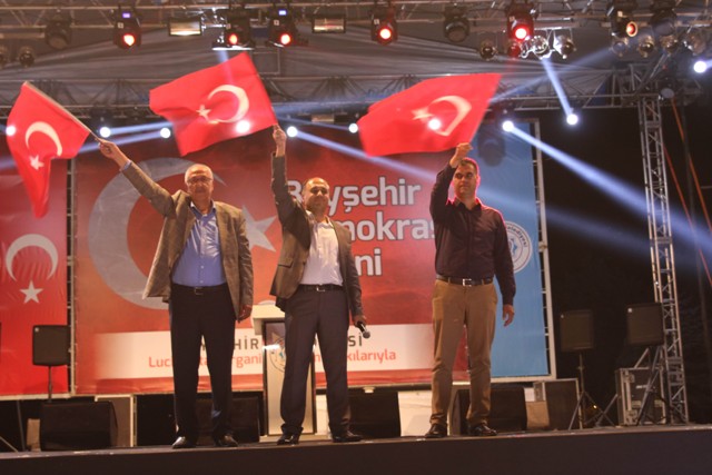 Beyşehir demokrasi nöbetine devam ediyor