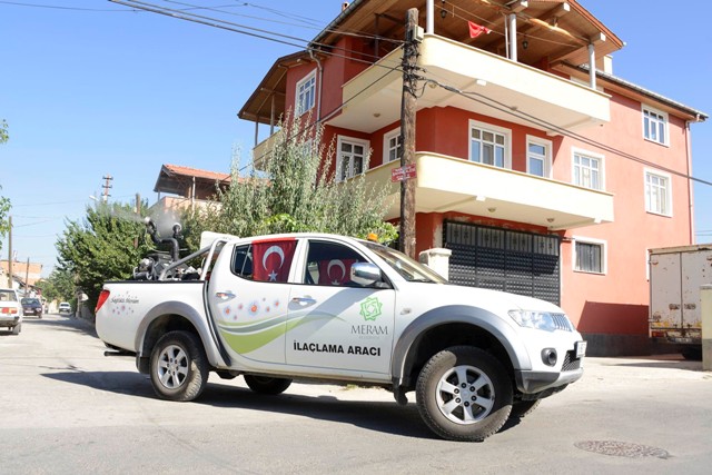 Meram’da haşereyle mücadele