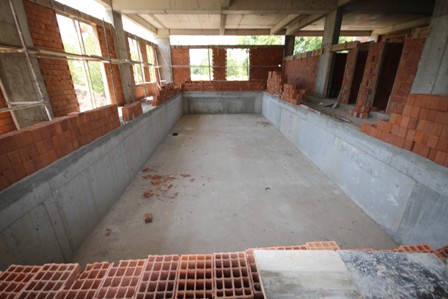 Beyşehir’de hanımlara özel yüzme havuzu