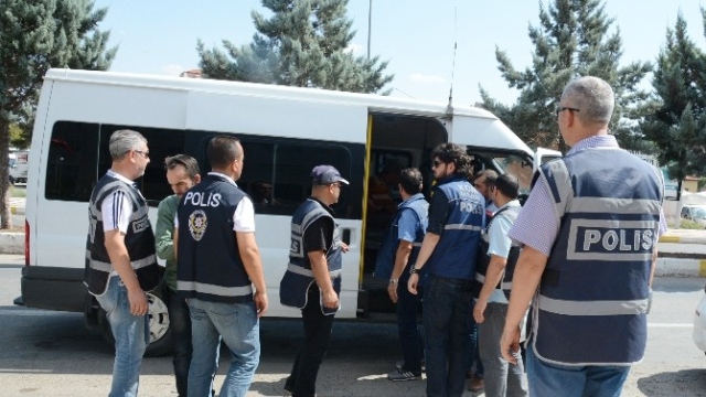 Aksaray Merkezli 8 İlde Yapılan Fetö/pdy Operasyonunda 23 Tutuklama
