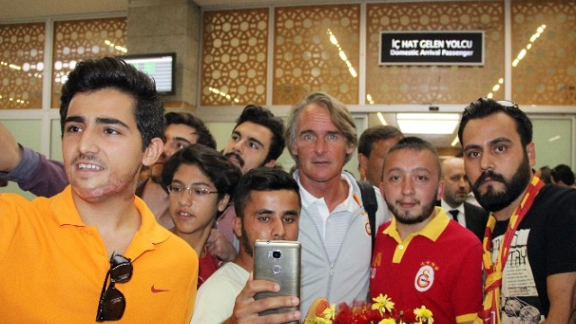 Galatasaray Kafilesi Konya'ya Geldi