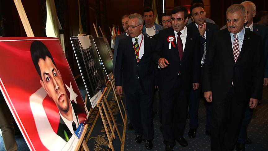 “AK Parti demokrasi tarihine adını altın harflerle yazdırdı”