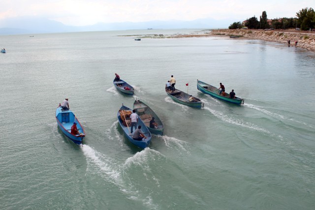 Balıkçı tekneleri nefes kesti