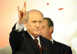 ÜLKÜCÜ siyasette BAHÇELİ faktörü