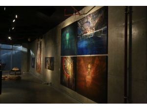 "Çağdaş Hikayeler" sergisi sanatseverlerle buluştu