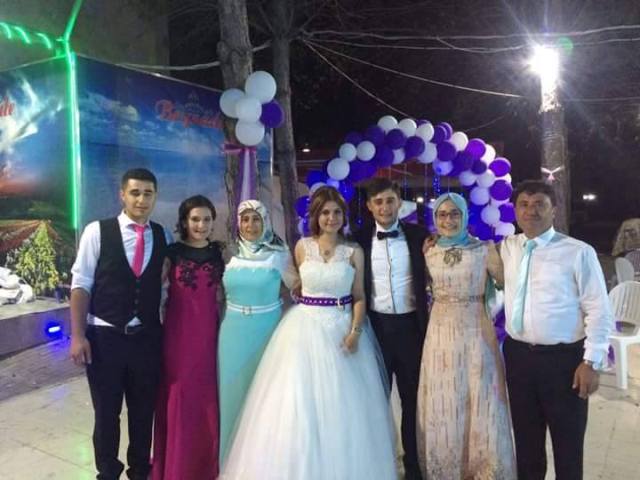 Elmas ile Uğur evlendi