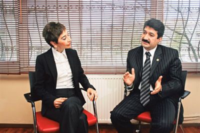 "Aktütün de derin devlet bağlantılı"