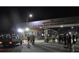 Cezaevlerinden tahliyeler