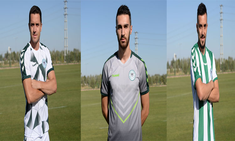 Konyasporlu oyuncular yeni formaları tanıttı