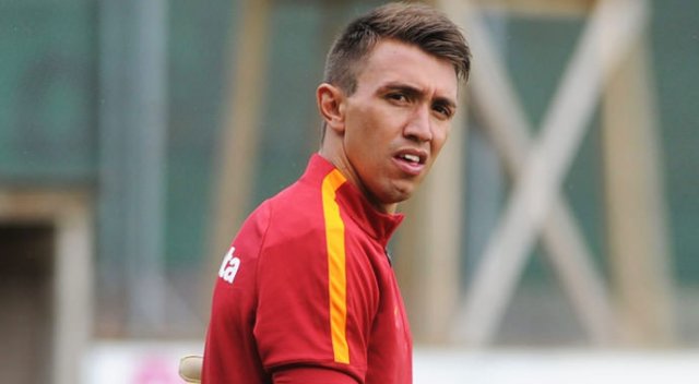 Muslera küplere bindi! Riekerink araya girdi