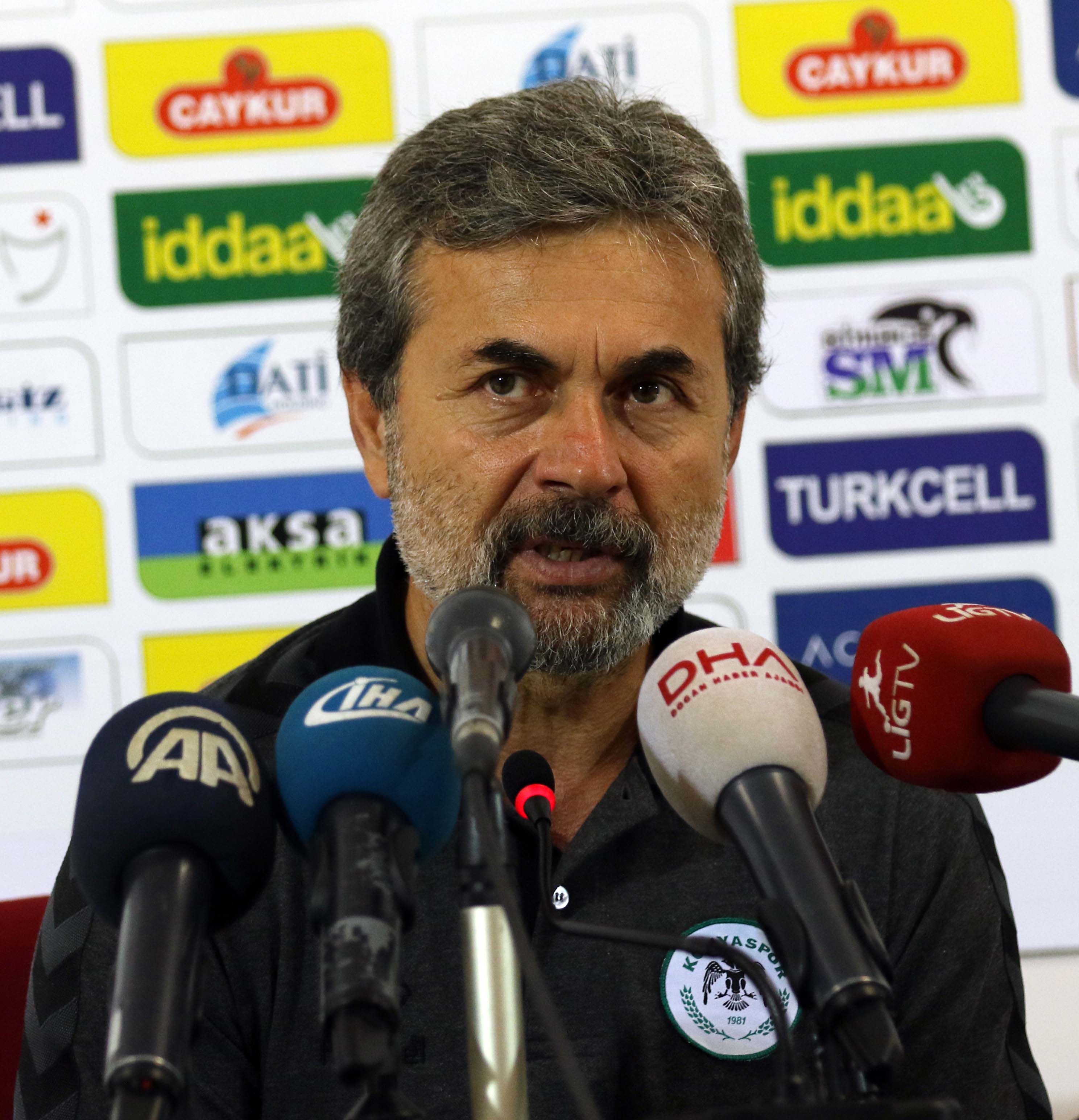 Fenerbahçe, Aykut Kocaman'ı resmen açıkladı