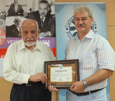 Veyis Ersöz'e Vefa ödülü