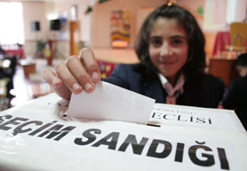 Öğrenci Meclis Başkanı seçiliyor