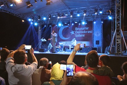 Uğur Arslan, Demokrasi Şöleninde Beyşehirlilerle bir araya geldi