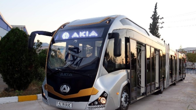 Bursa'da Artık Metrobüs de Üretiliyor