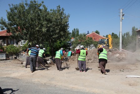 Seydişehir'de Ketenli ve Bostandere mahallesine park