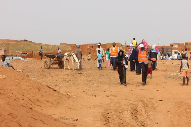 Ribat Sudan'da çadır dağıtımı