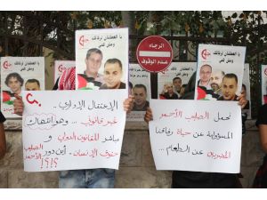 Açlık grevindeki Filistinli tutuklulara destek gösterisi