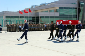 Şehit Onbaşının Naaşı Konya'ya Getirildi