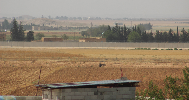 ÖSO Çobanbey’e bayrak dikti