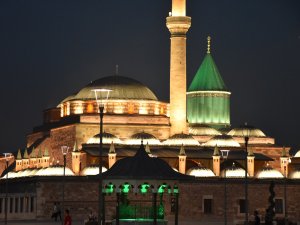 Kubbe-i Hadra’nın aydınlatması onarılıyor