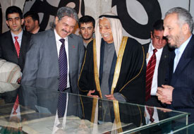 Dubai heyeti Mevlana'yı ziyaret etti