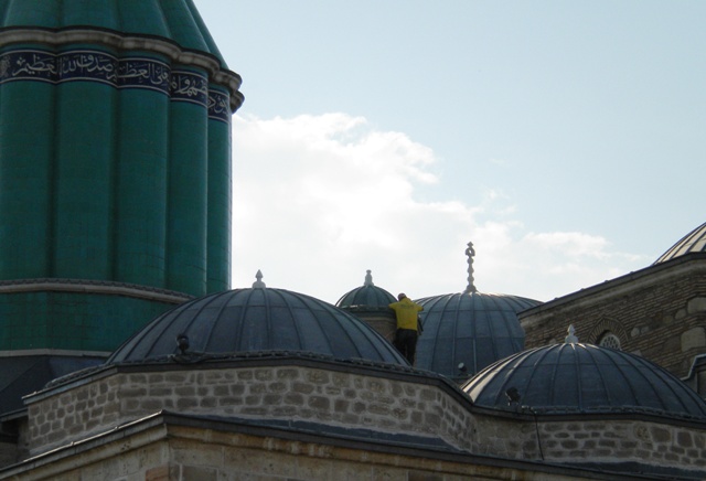 Kubbe-i Hadra’nın aydınlatması onarılıyor