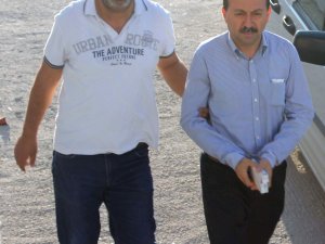 Eski Rektör Prof. Dr. Gökbel ve 39 Akademisyen Tutuklandı
