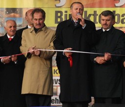 Ertuğrul Günay'dan büyük gaf