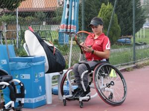 Kortların engelli yıldızı Rio'da kürsüyü hedefliyor