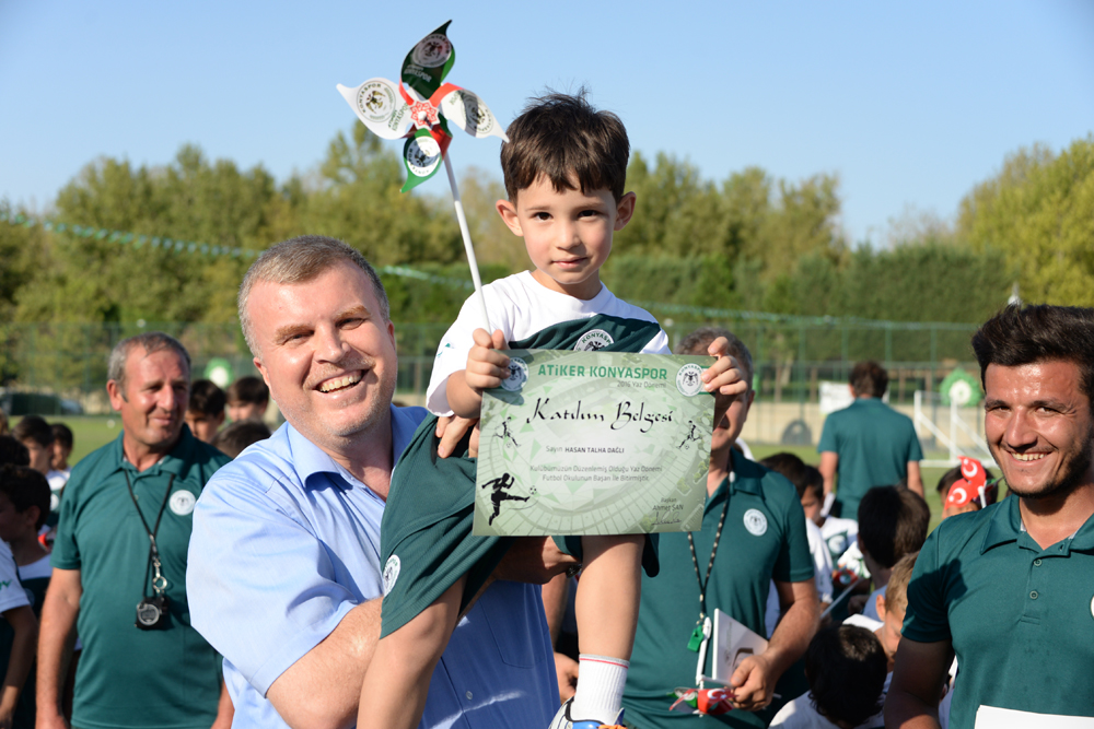 Alt yapıda futbol şöleni