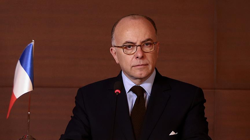 Fransa'da tesettür mayosu krizi