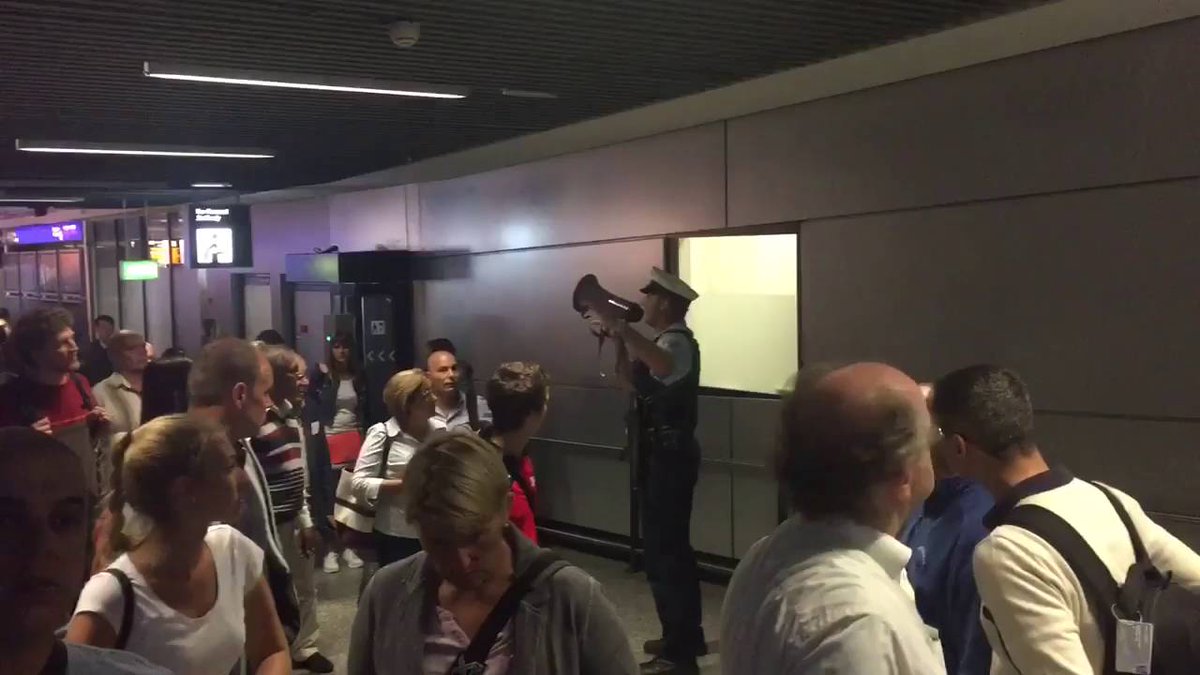 Frankfurt’da panik!