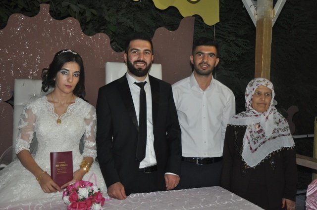 Selvi ile Abdurahman Mutluluğa Evet Dedi