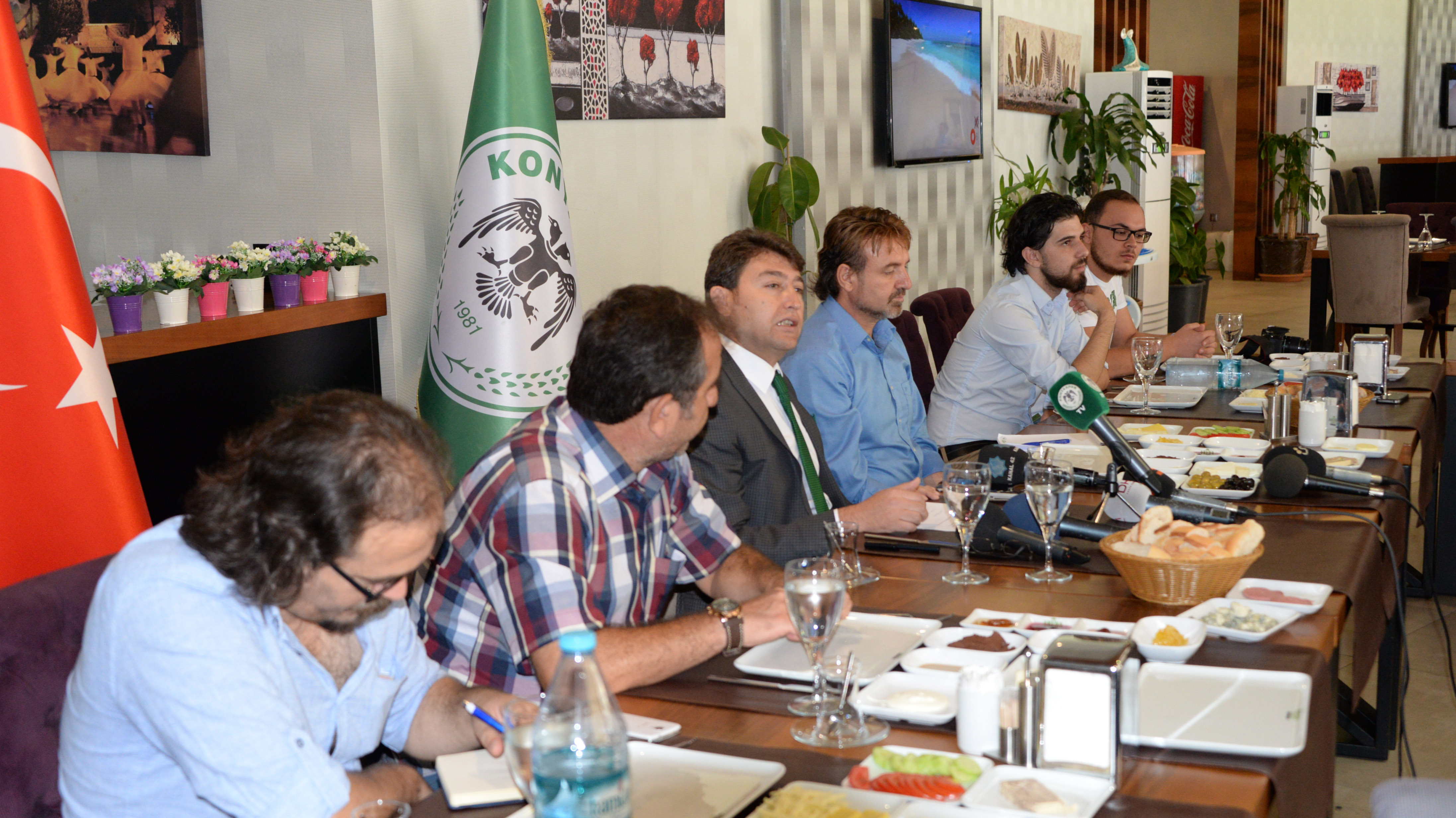 Konyaspor'un yeni Genel Müdürü görücüye çıktı