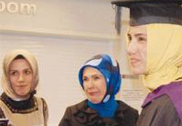 Sümeyye'nin Fotoğrafı utandırdı!