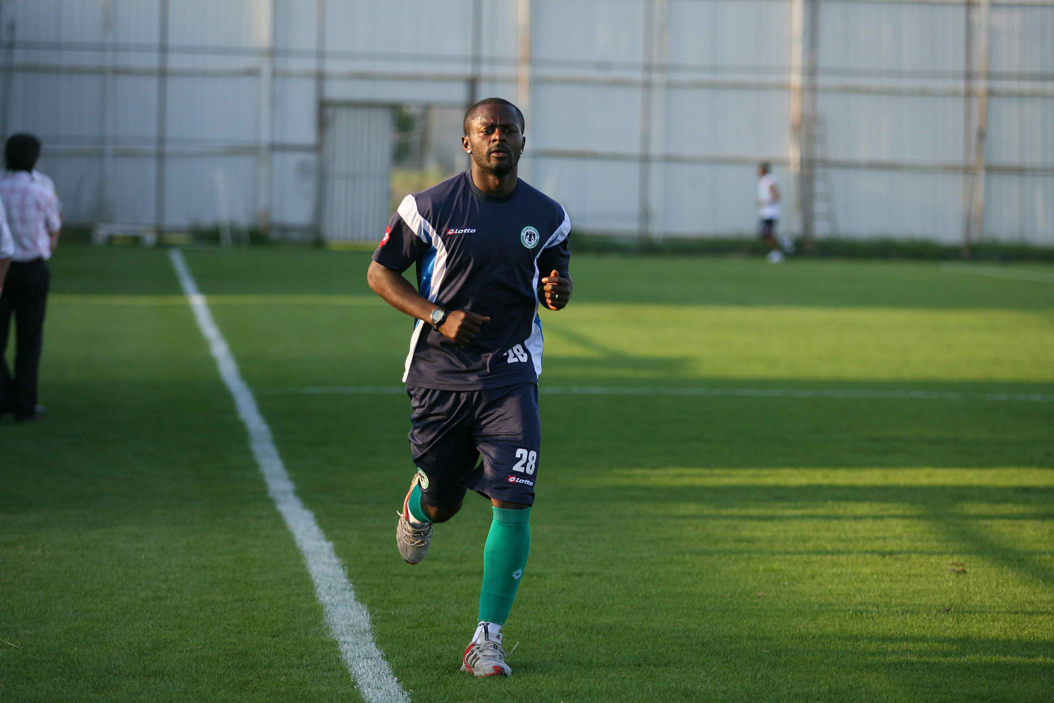 Kimler geldi, kimler geçti