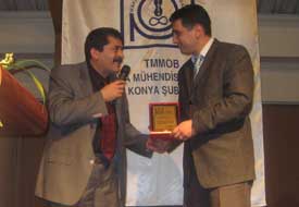 Deneyimli mühendislere plaket