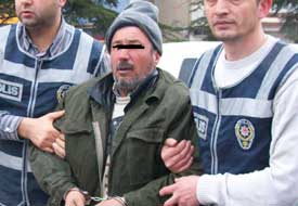 Koyun ağılında yakalandılar