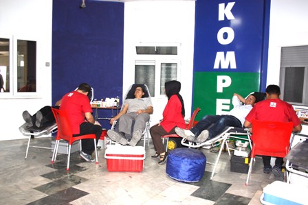 Kompen çalışanları kan bağışında bulundu