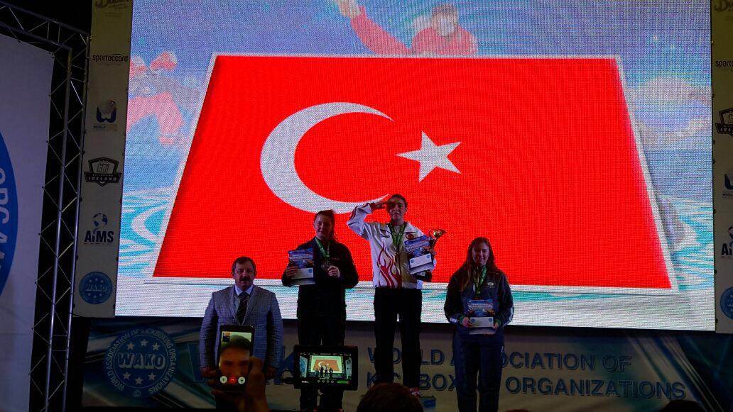 Selcan Tanrıverdi 2.kez Dünya Şampiyonu oldu