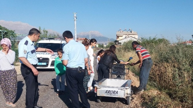 Üç Tekerli Elektrikli Bisiklet Devrildi: 1 Yaralı