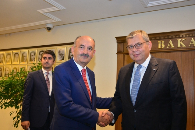 TİSK’ten Bakan Mehmet Müezzinoğlu’na ziyaret