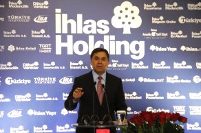 Ünlü İş Adamlarının Mal Varlıklarına El Konuldu